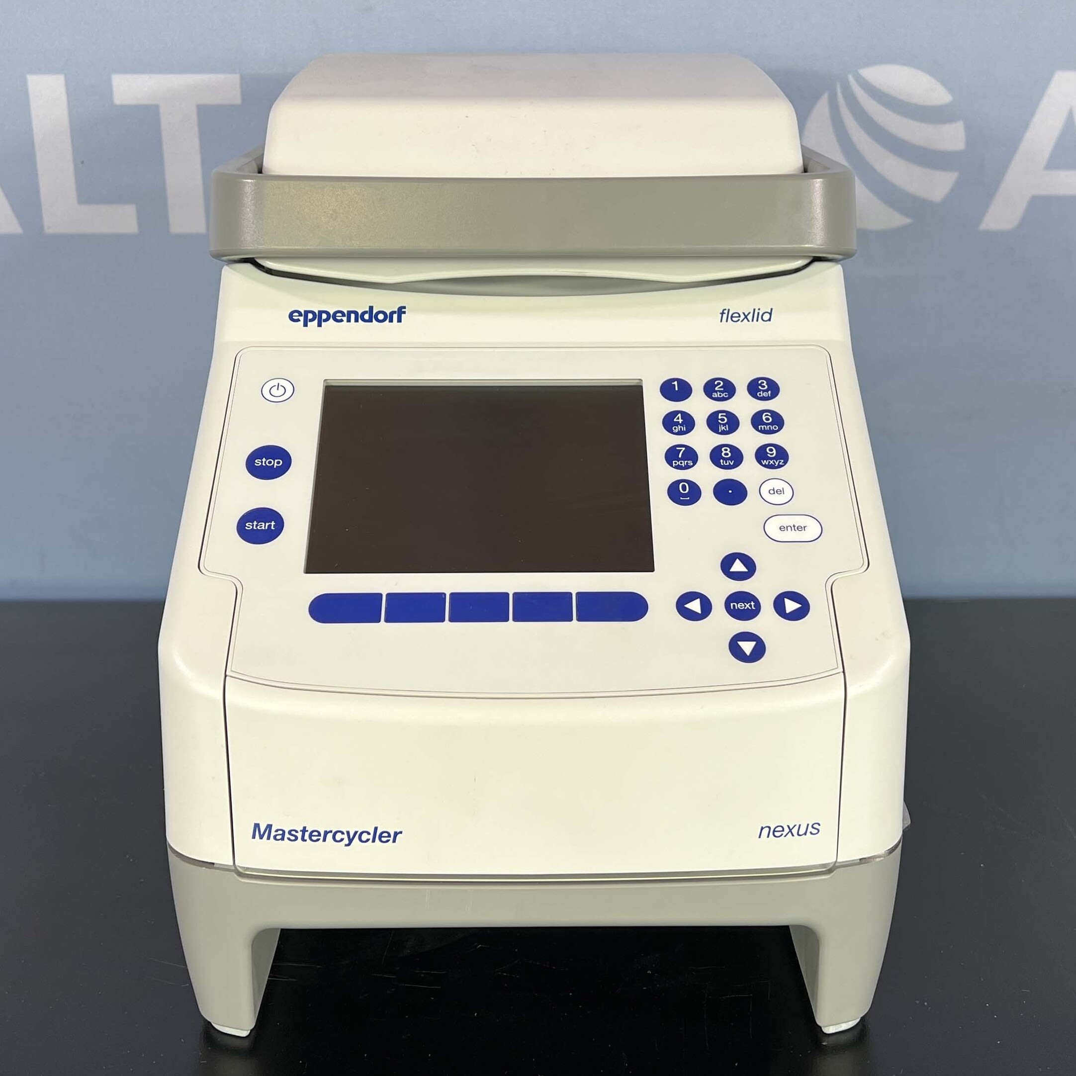 Eppendorf Mastercycler Nexus Thermocycler, Model 6333 96-Well, 200